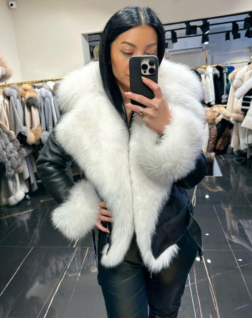 PIETRA BLACK Luxurious Shearling Jacket with White Fox Fur