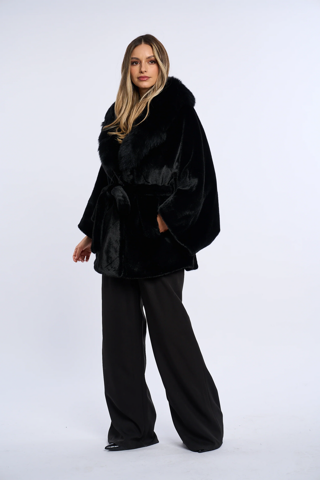 Vanessa Noir Alcantara Fur Coat
