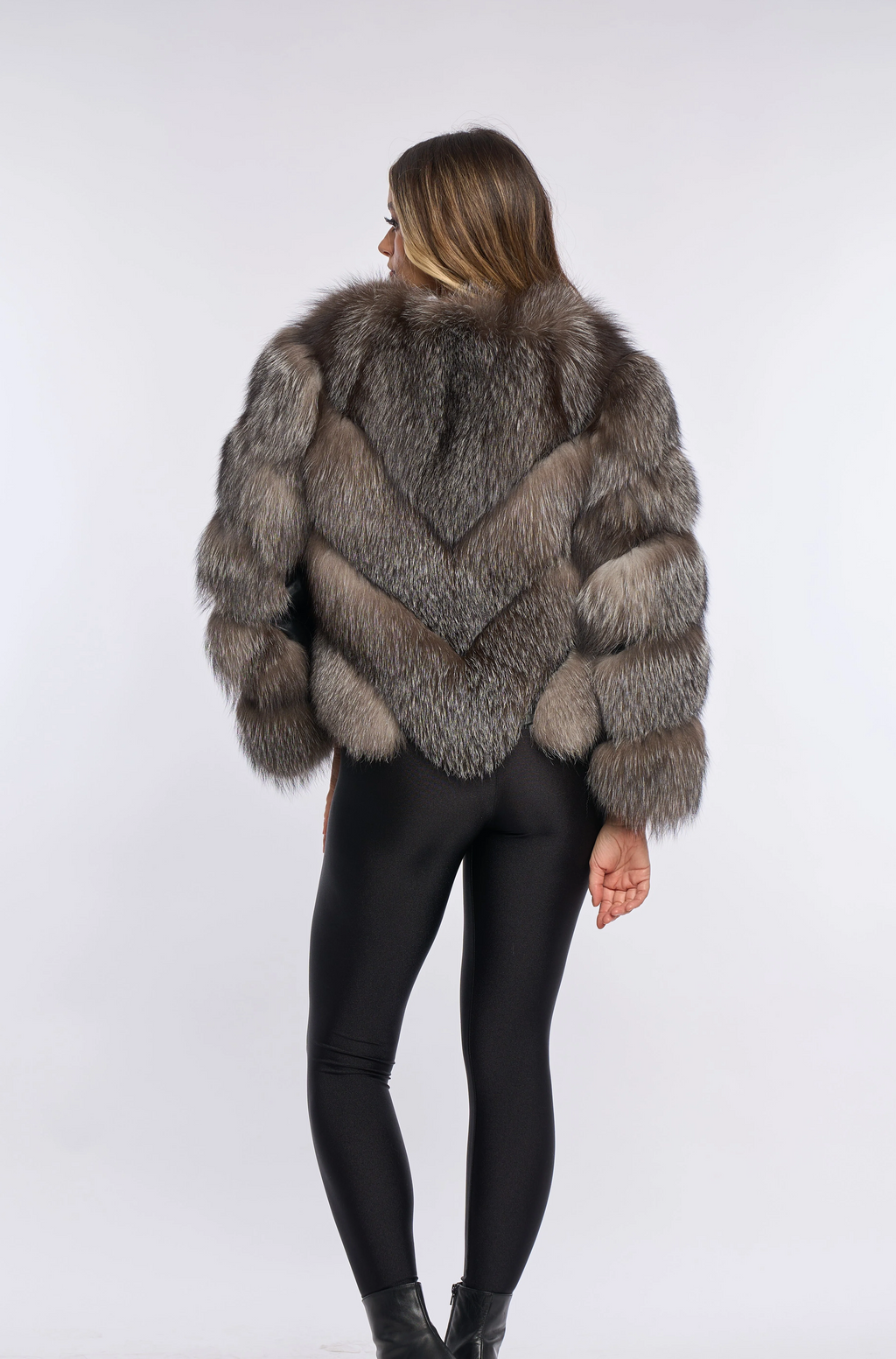 VALENTINA SILVER Fur Coat