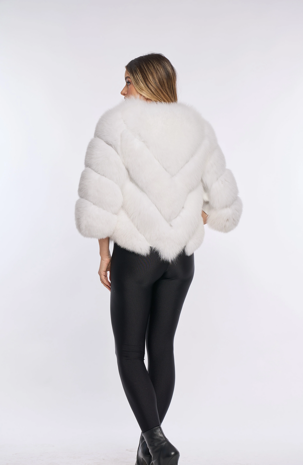 VALENTINA WHITE Fur Coat