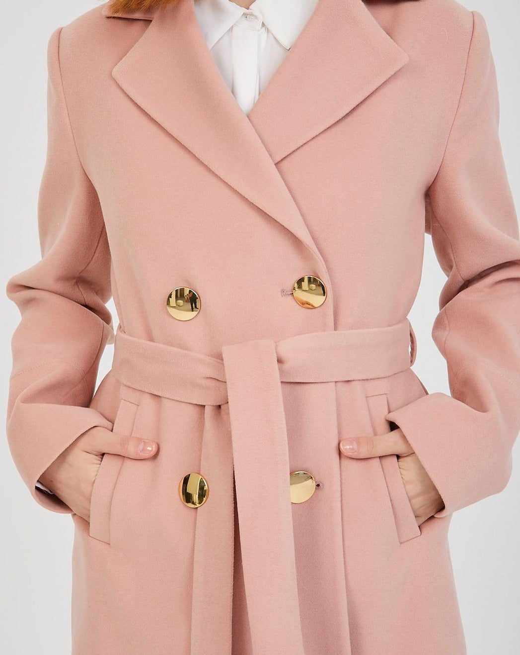 Close up of GLORIA PINK Cashmere Coat 