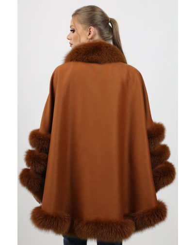 LILIAN BROWN Cape with fox fur trim back