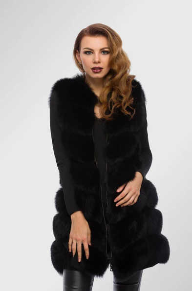 MAYARA BLACK Fur Vest front