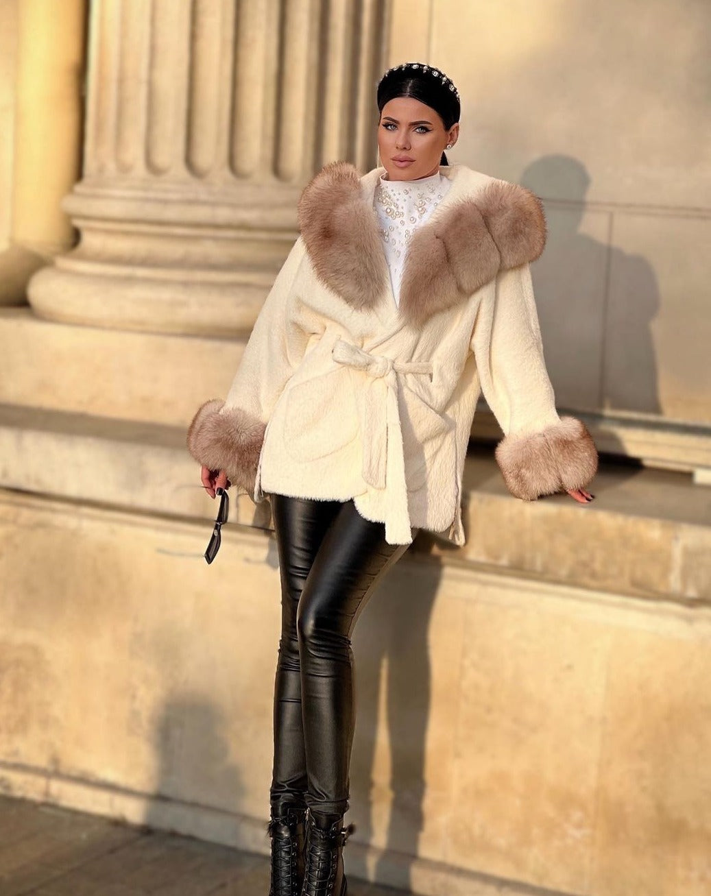 Fashionista's Choice HOLLY WHITE Coat with Genuine Fox Fur Details