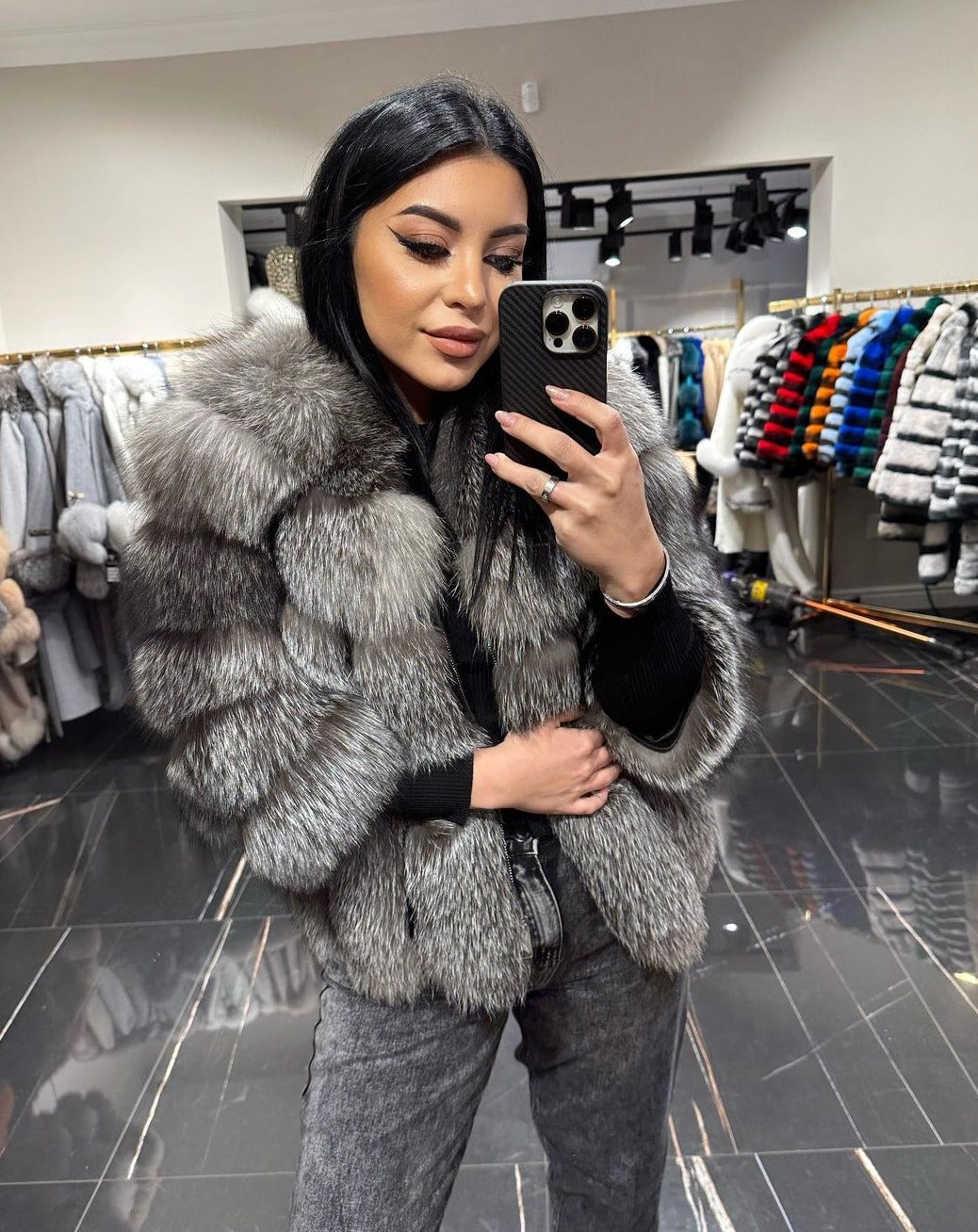 Elegant LANI SILVER Fox Fur Coat