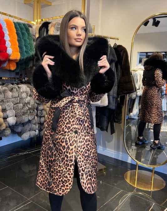 Elegant LEONA BLACK Coat with Leopard Print and Fox Fur